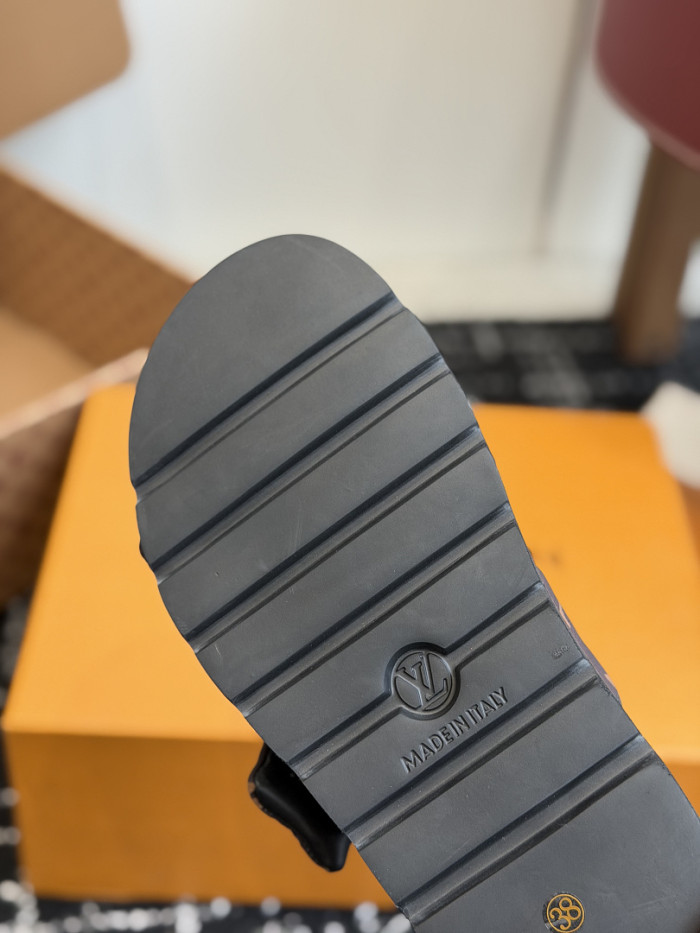 LVT SLIDE COPSHOE LVS-176