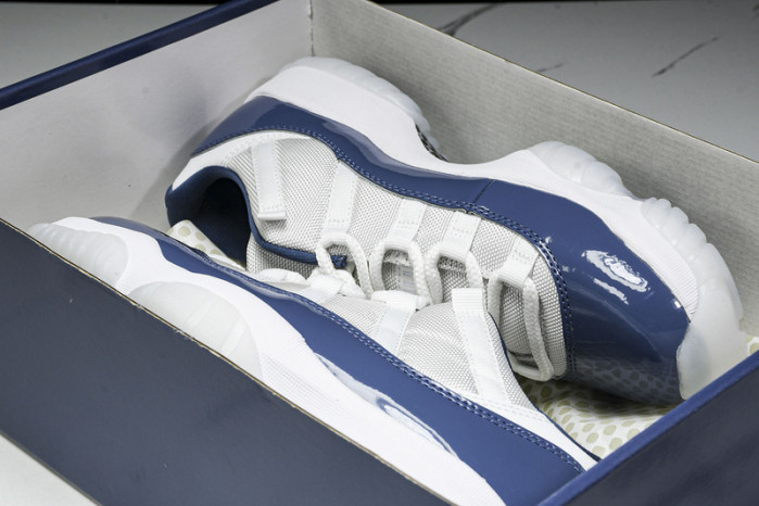 air jordan 11 low "midnight navy/diffused blue" fv5104-104