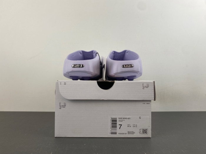 Mind 001 x CH HQ4309-501
