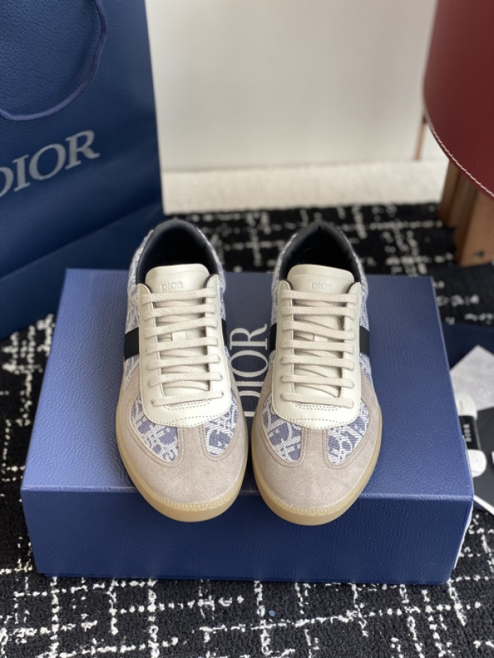 D1R* 25Pre-Fall Berlin 01 SNEAKER DR-PF03