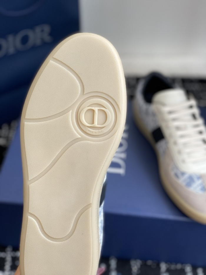 D1R* 25Pre-Fall Berlin 01 SNEAKER DR-PF03