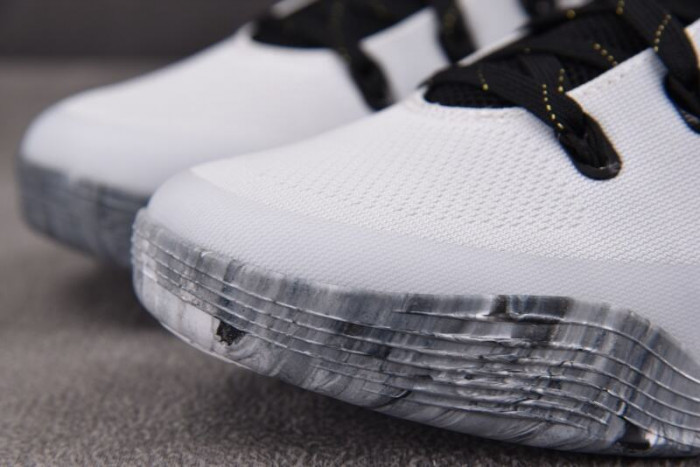 Kobe 9 EM Low Protro Mambacita- FZ7333-002