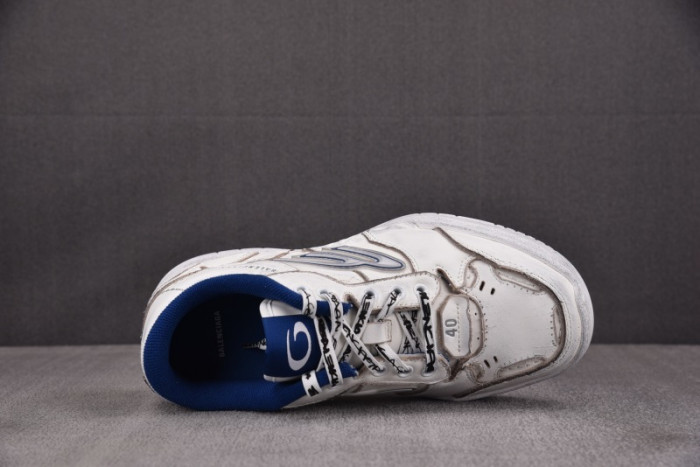 BL Hamptons Worn-Out -COPSHOE BL - WO 05