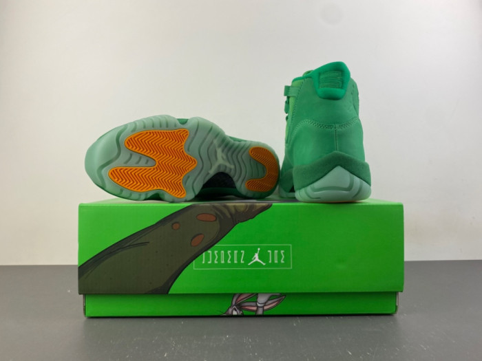 Air Jordan 11 “Green Screen” IQ5700-900