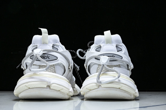 BL TRACK -COPSHOE BL -Track 06
