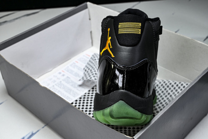 Air Jordan 11 CT8012-037