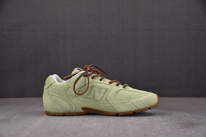 N*EW B*ALANCE COPSHOE NB-154