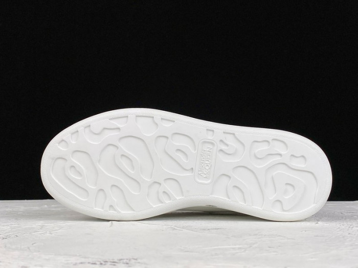 ale*d*r M*Q*en sole sneakers colorful laces kickze-2