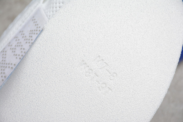 nike air vapormax moc 2 indigo burst/solar blue/ red ah7006-400